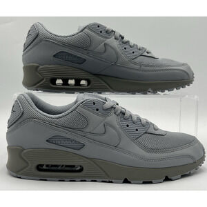 Mens Size 10.5 Nike Air Max 90 Wolf Grey Sneakers CN8490 001